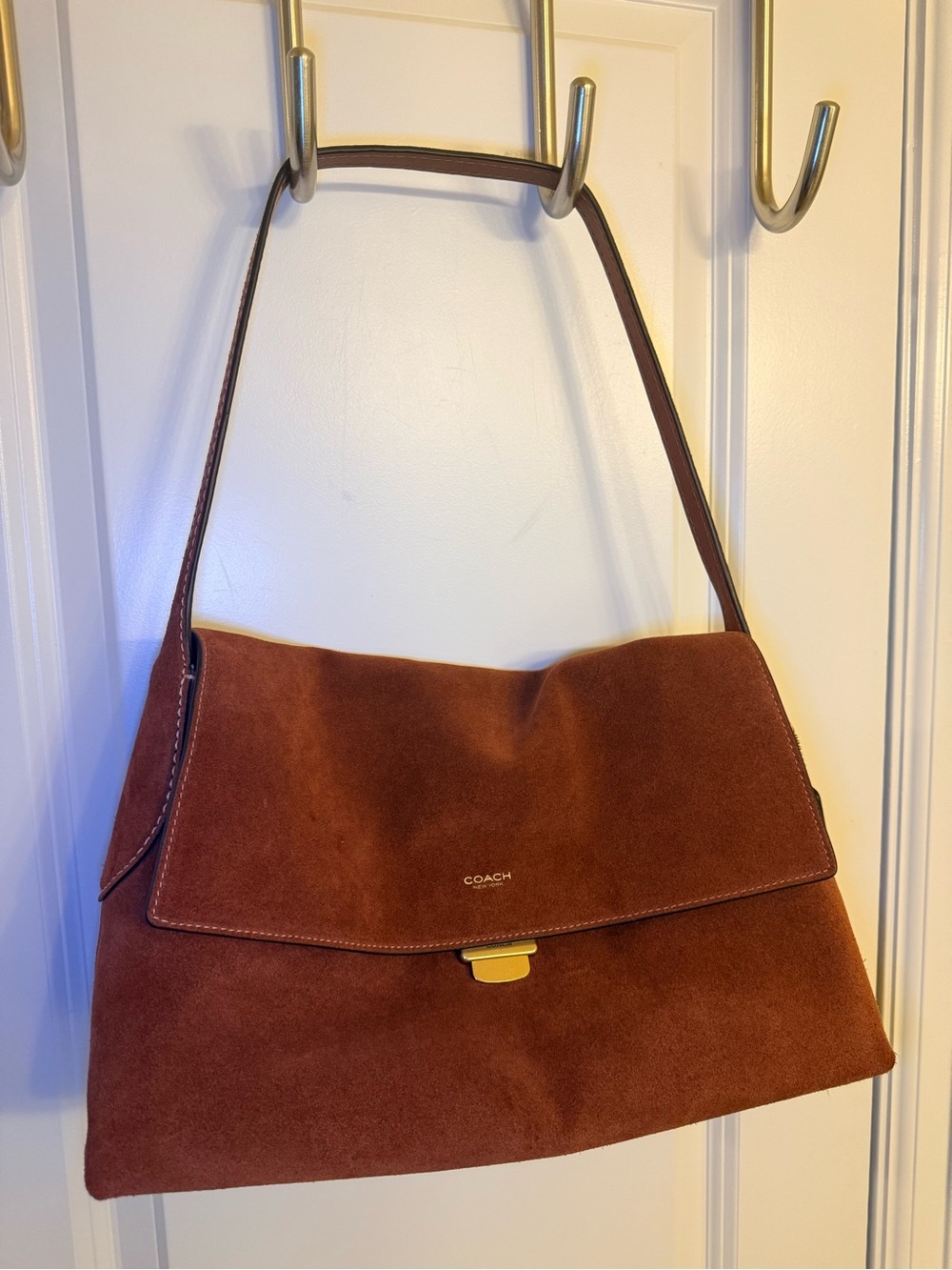 Coach Chelsea Shoulder Bag 36 - Picture 4 of 16